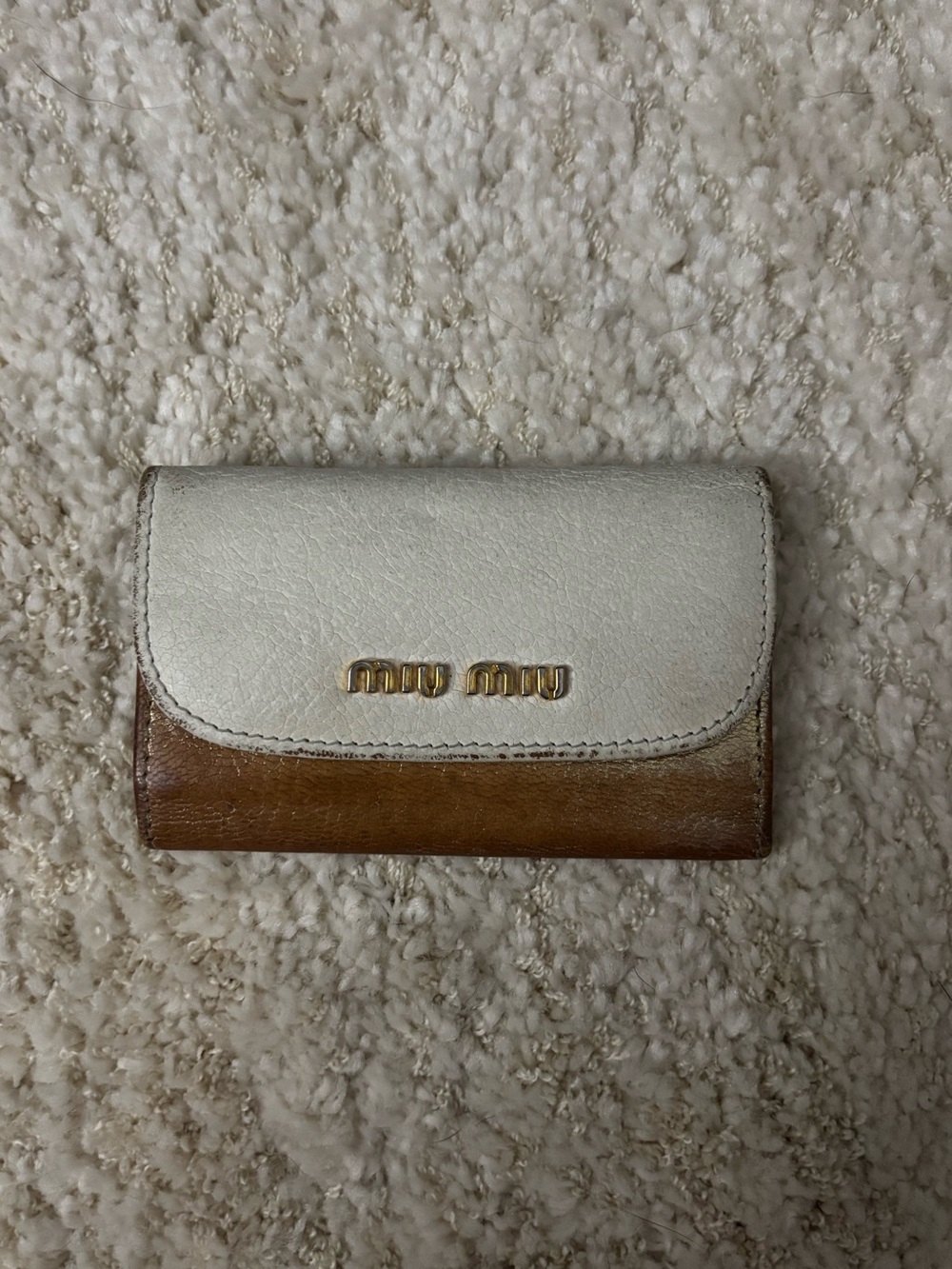 Miu Miu Two-Tone Leather Card Holder in White and Brown with Gold Logo